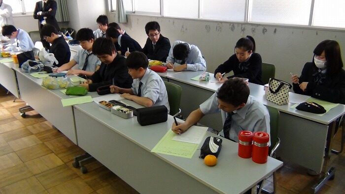 総合的な学習の時間「弁当の日」