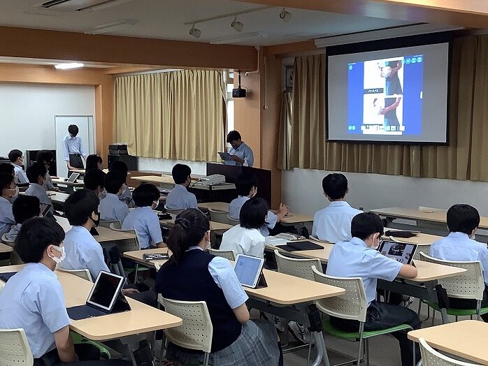 いかに効果的に自分の考えを伝えるか「プレゼン中間発表会」