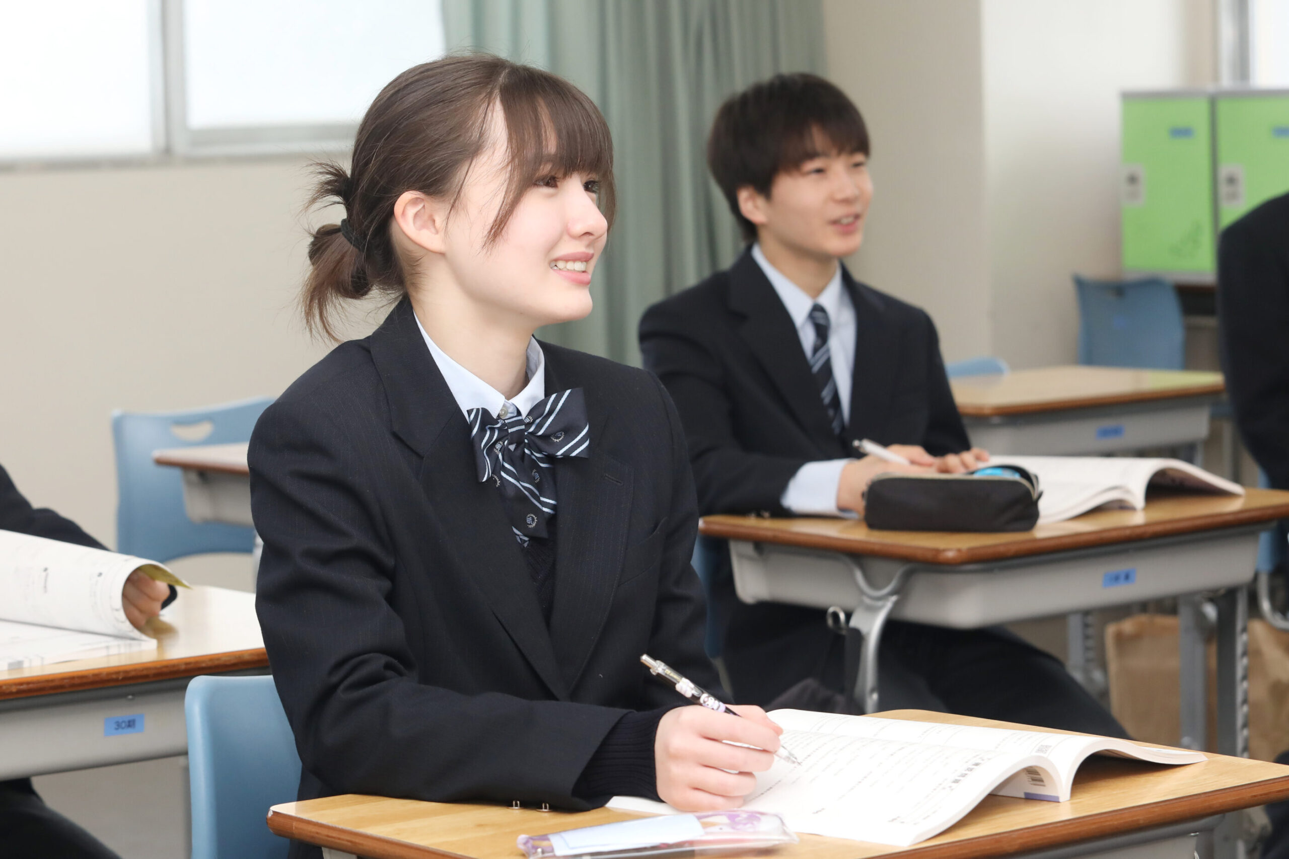 2025スライダー中高一貫03