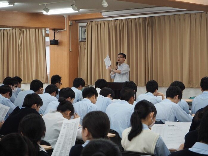 進学ガイダンスの様子