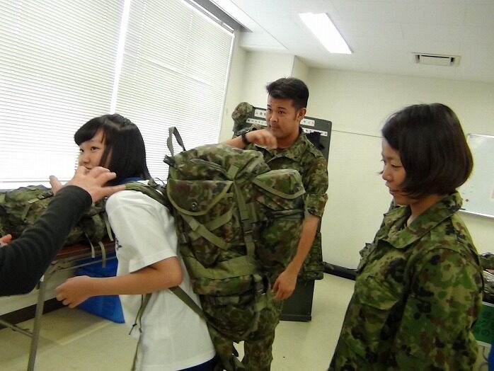 総合的な学習の時間「防災教育」自衛隊練馬駐屯地防災体験学習