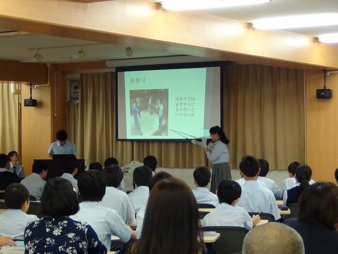 プレゼン発表会」＆「中学校体験授業」