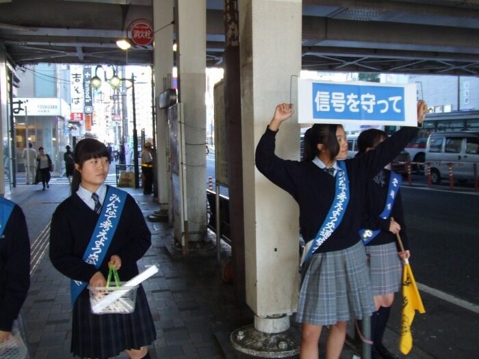 交通安全運動の様子