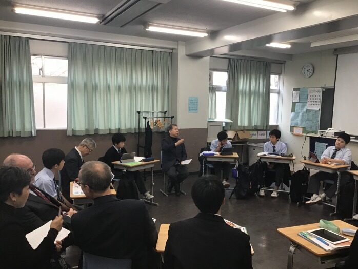 授業視察・意見交換会　国内外大学教授来校