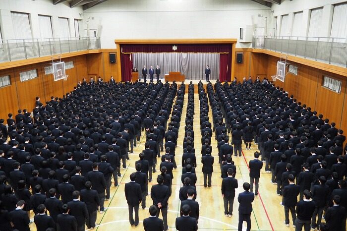 令和元年度　後期全校会礼