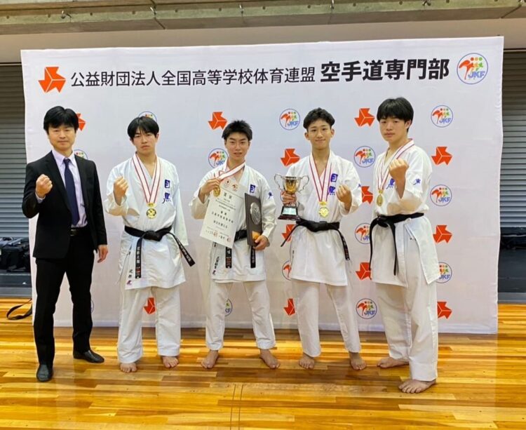空手道部　全国大会優勝