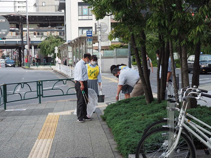 community_cleaning_4