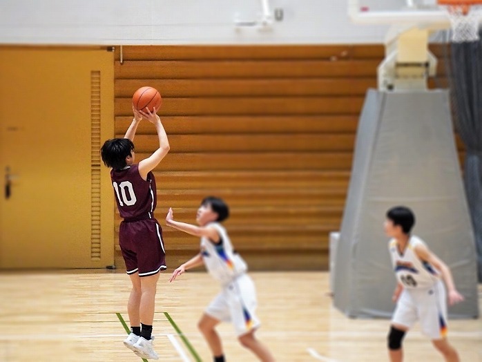 h_girlsbasketball_rookietournament